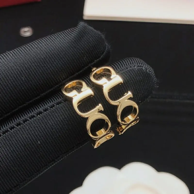 gucci boucles doreilles pour femme s_122a43b3